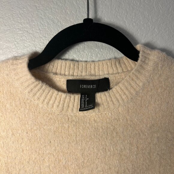 🤍FOREVER 21 Light Beige Soft Sweater | Small 🤍 - Picture 2 of 5